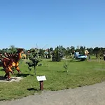 In Near Wide Dziwnówek